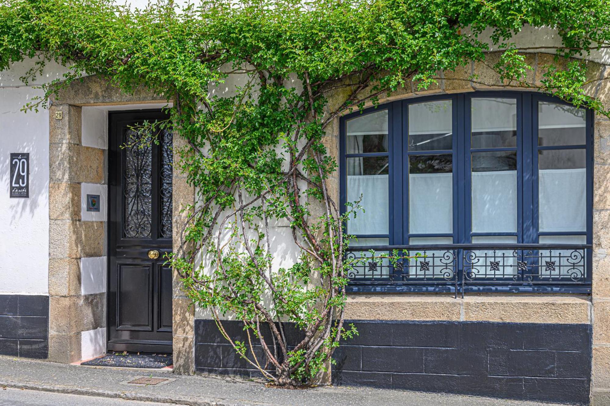 Bed and Breakfast Le 29 d'à côté Pont-Croix Exterior foto